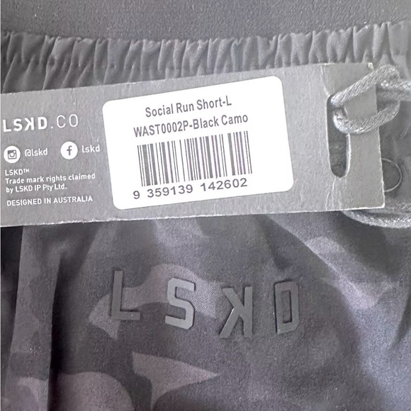 NWT LSKD shorts women’s large - see additional listings for pink pair too - Picture 4 of 4